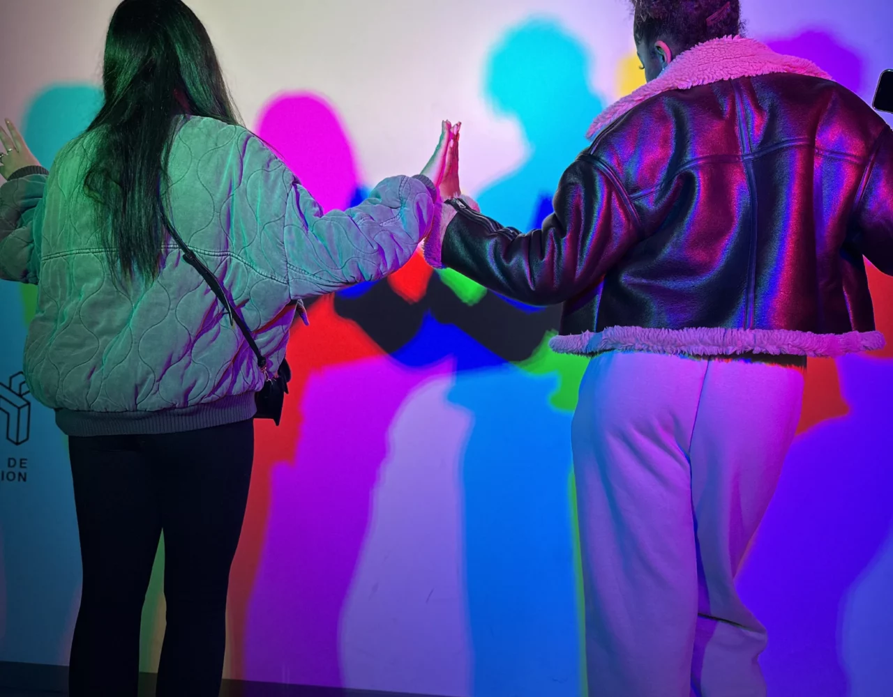 photo salle des couleurs musée de l'illusion Marseille